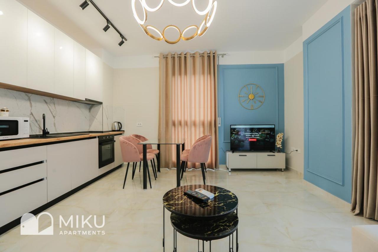 Miku Apartment - Glamorous 1Bedroom Apartment At Olympic Residence Tiranë Eksteriør bilde