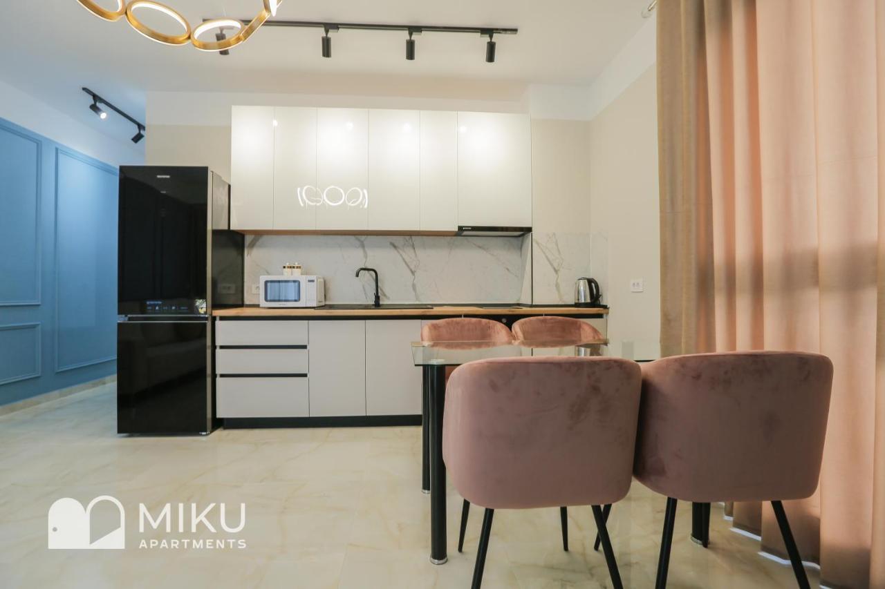 Miku Apartment - Glamorous 1Bedroom Apartment At Olympic Residence Tiranë Eksteriør bilde