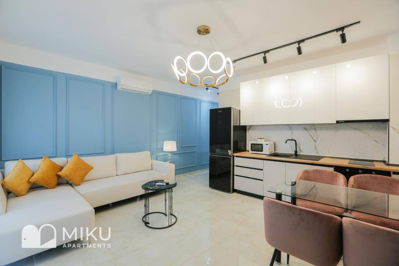 Miku Apartment - Glamorous 1Bedroom Apartment At Olympic Residence Tiranë Eksteriør bilde
